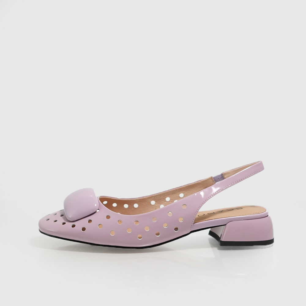 PANTOFI DECUPATI SCADO