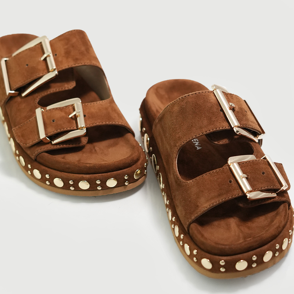 SABOTI DAMA ALMA EN PENA