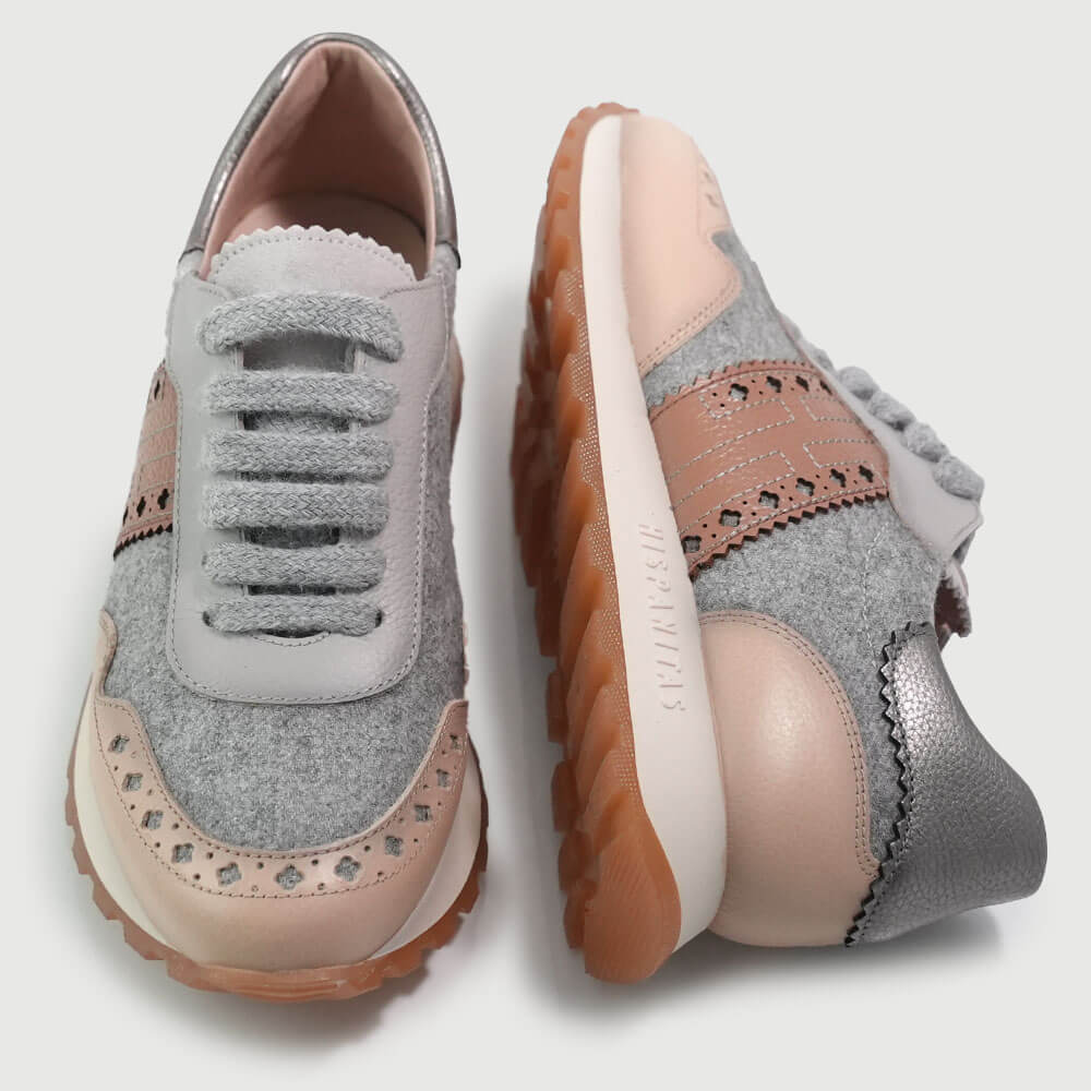 SNEAKERS HISPANITAS