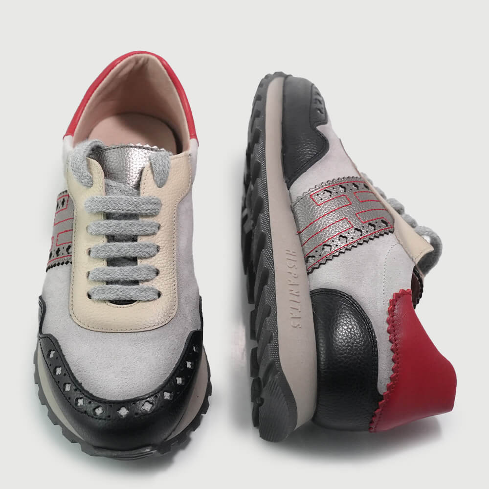 SNEAKERS HISPANITAS