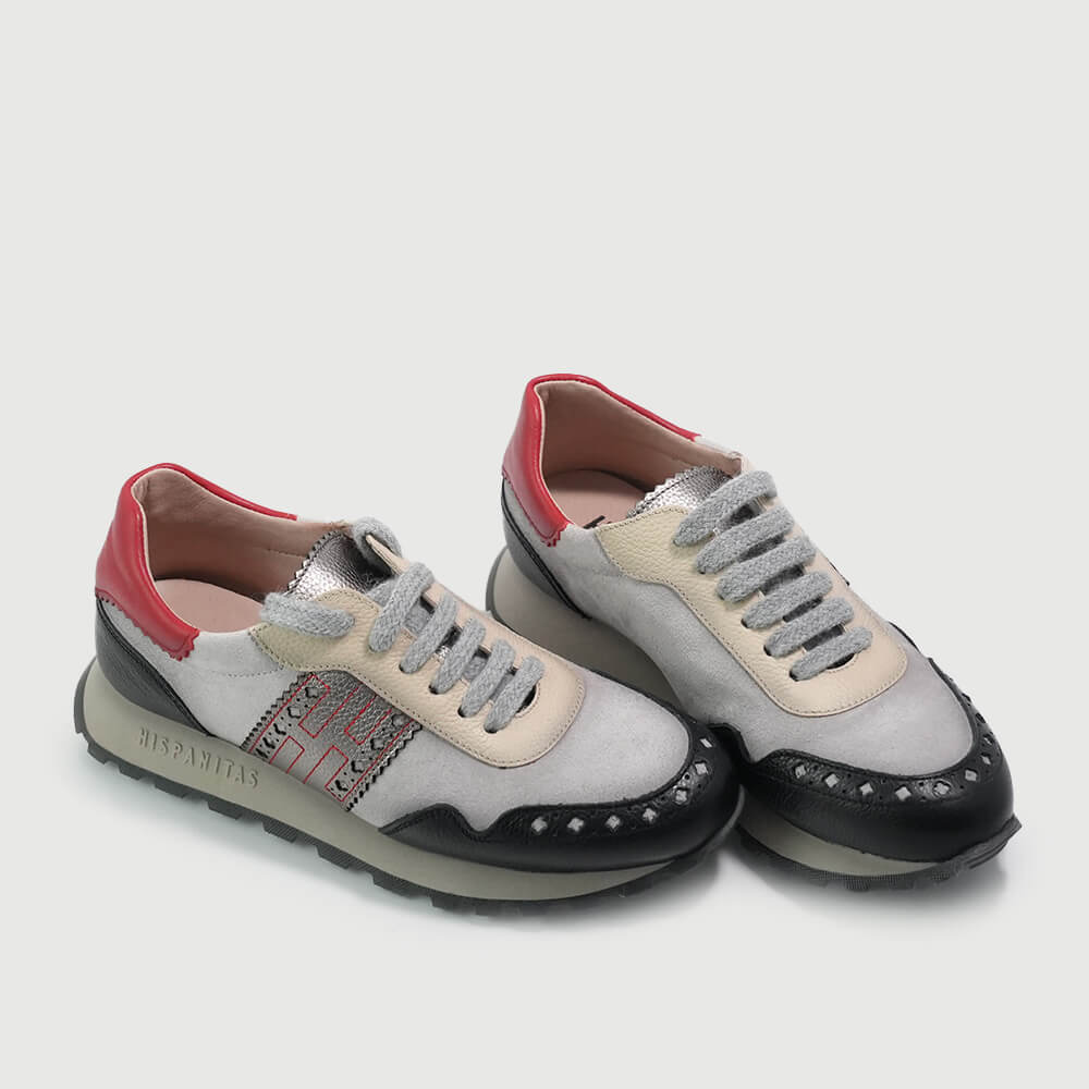 SNEAKERS HISPANITAS